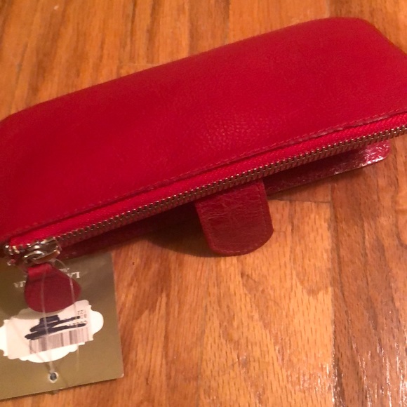 Red leather wallet. - Picture 7 of 8